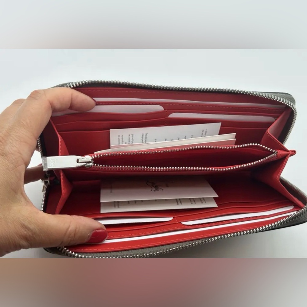 Christian Louboutin Panettone Spiked Wallet in Dark Grey - NWT - Picture 9 of 11